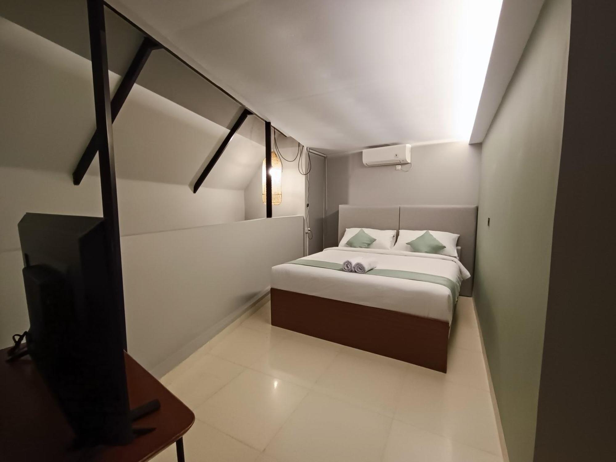 Fx Stay & Coffee Yogyakarta Ngoại thất bức ảnh