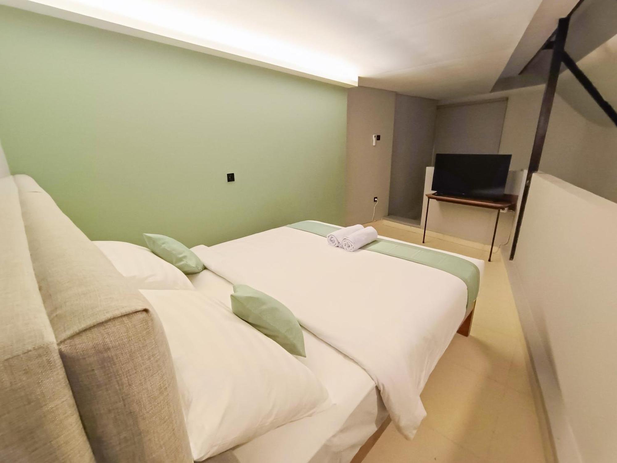 Fx Stay & Coffee Yogyakarta Ngoại thất bức ảnh